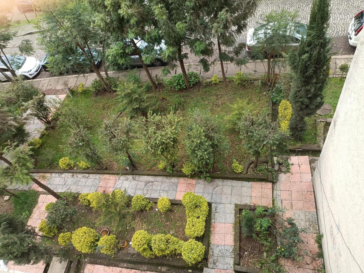 Fully Furnished Condo In The Center Of Addis Abeba Buitenkant foto